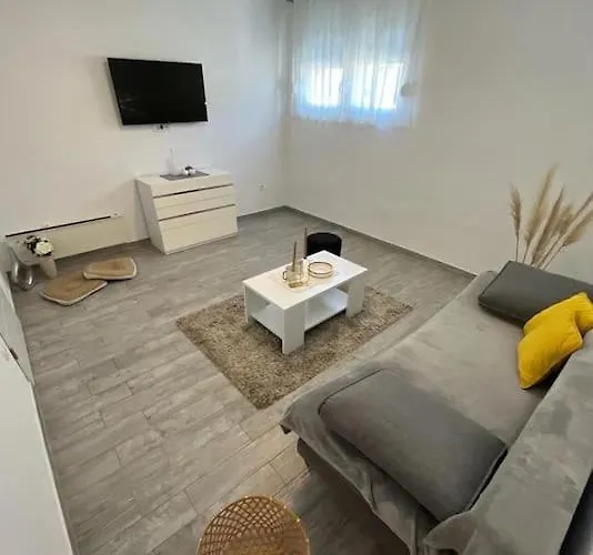 Baystay Apartament *